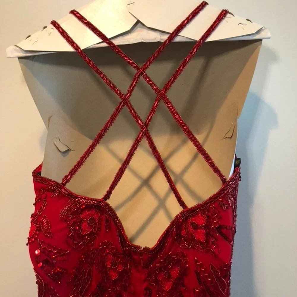 Red Beaded Sherri Hill Dress Size 10 - Picture 6 of 9